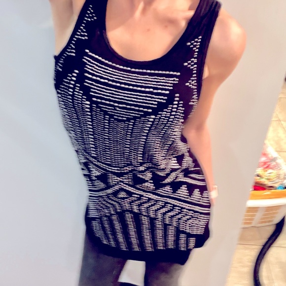 Dynamite black studded tank top XS - Picture 4 of 14